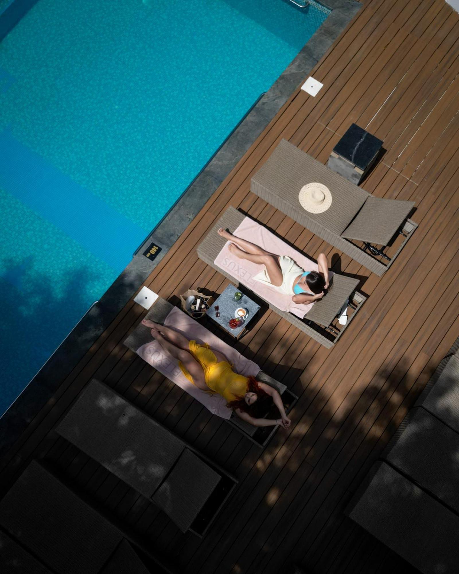 Elexus Predeal Exterior foto