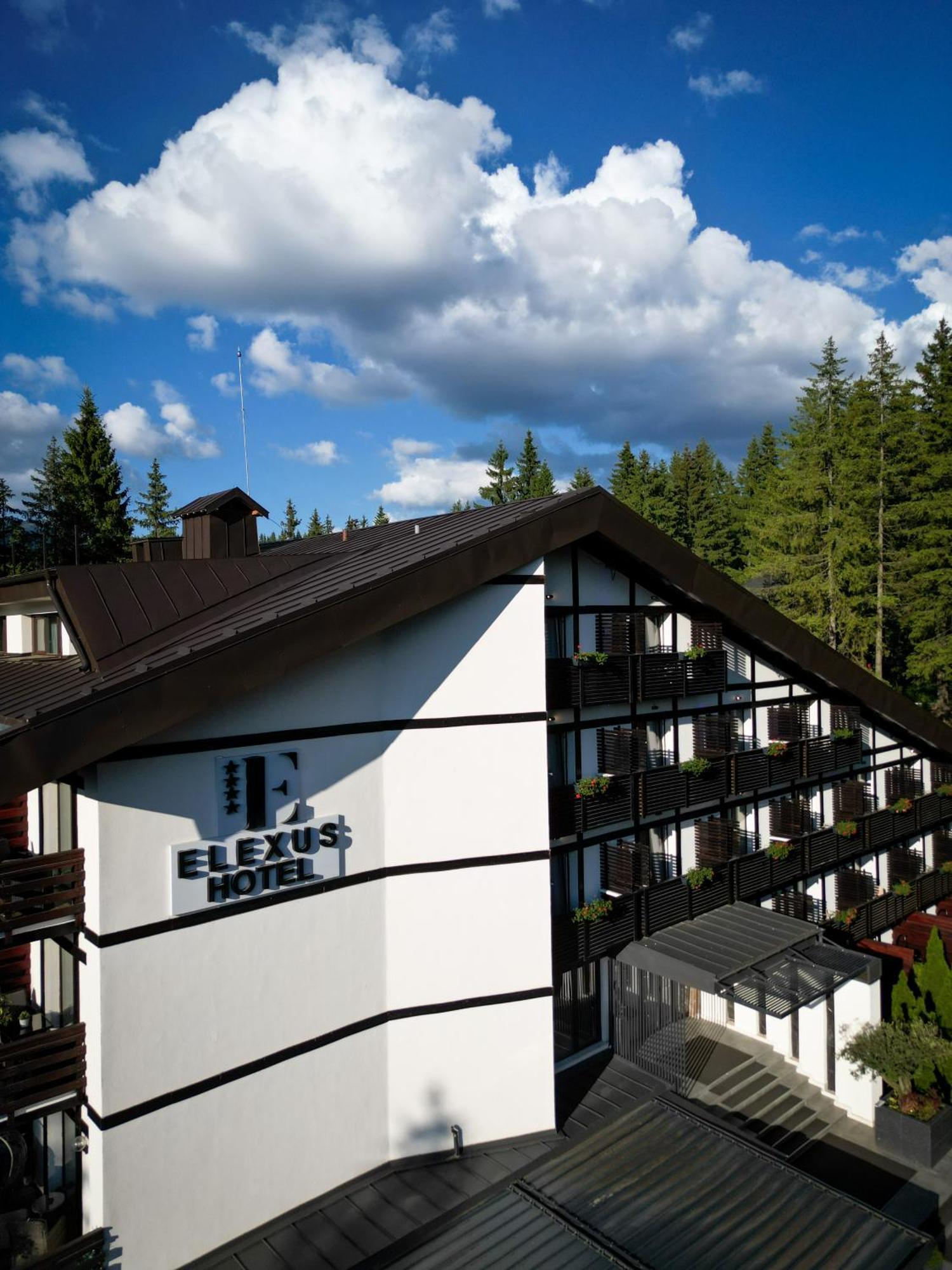 Elexus Predeal Exterior foto